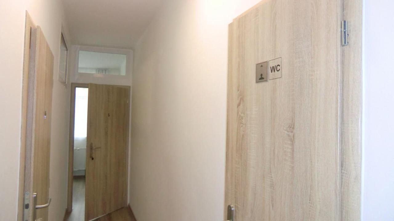 Hu Praga Exterior foto