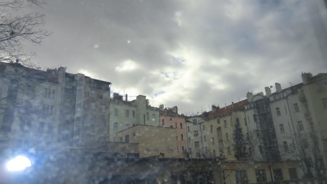 Hu Praga Exterior foto
